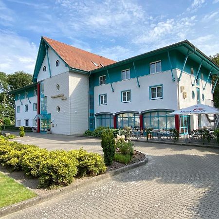 Gut-Hotel Pommernhotel Barth Exterior photo